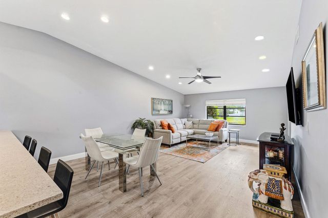 6112 Kings Gate Circle, Delray Beach, FL 33484