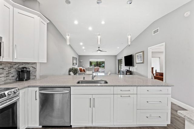 6112 Kings Gate Circle, Delray Beach, FL 33484