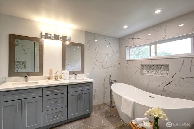 18205 150th Avenue SE, Renton, WA 98058