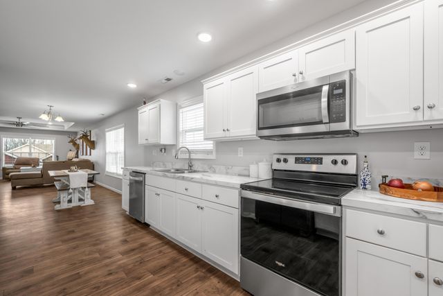 1008 Three Corners Drive, Lawrenceburg, KY 40342