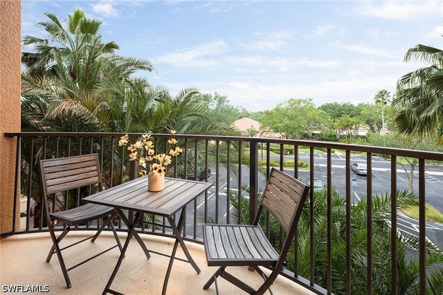 580 El Camino Real 3303, Naples, FL 34119