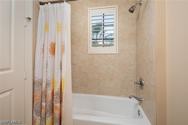 580 El Camino Real 3303, Naples, FL 34119