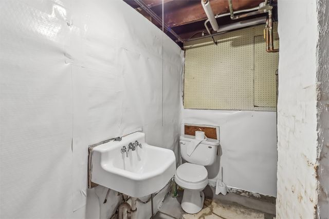 1440 46th Street, Des Moines, IA 50311