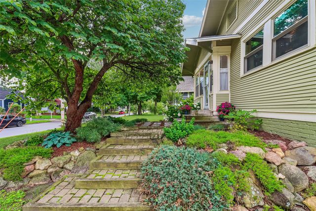 1440 46th Street, Des Moines, IA 50311
