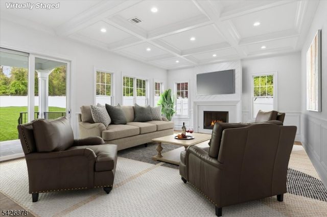 76 Hillside Ave, Livingston Twp., NJ 07039