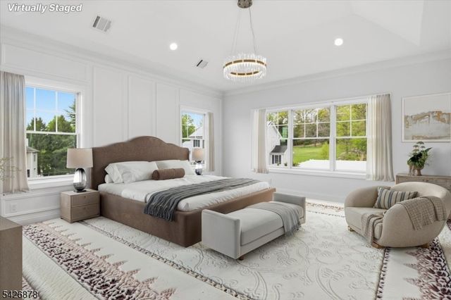 76 Hillside Ave, Livingston Twp., NJ 07039