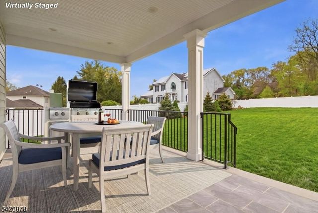 76 Hillside Ave, Livingston Twp., NJ 07039