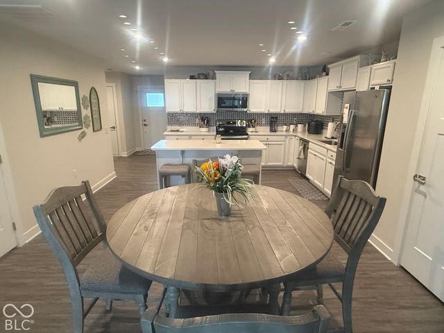 171 Johns Island Way, Whiteland, IN 46184