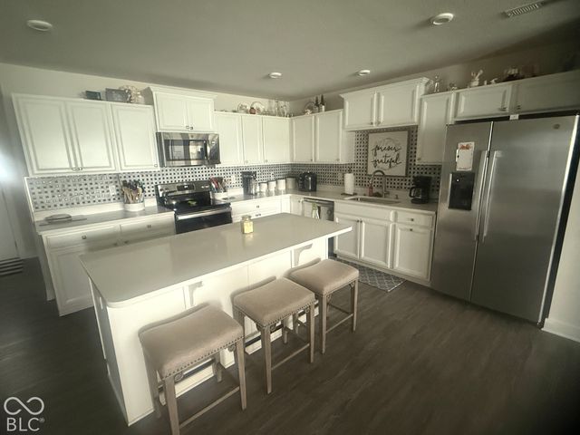 171 Johns Island Way, Whiteland, IN 46184