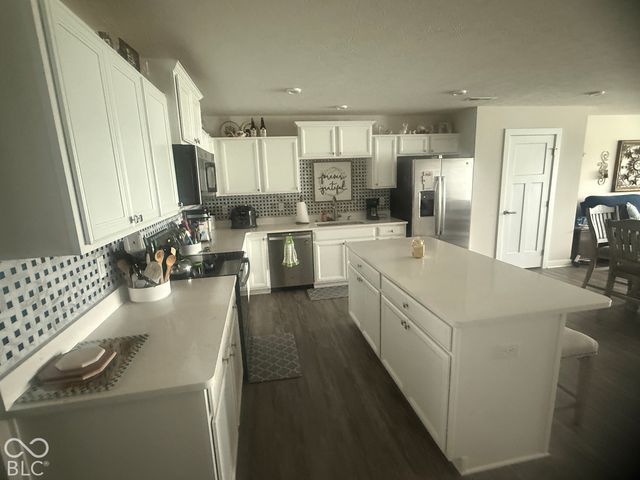 171 Johns Island Way, Whiteland, IN 46184