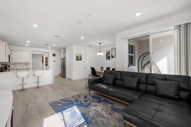17042 SW 1st Street, Pembroke Pines, FL 33027