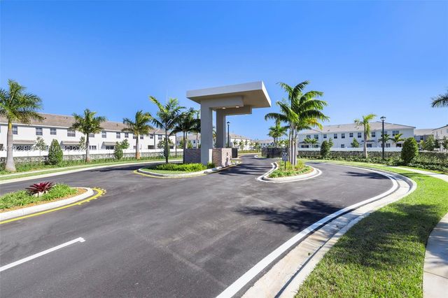 17042 SW 1st Street, Pembroke Pines, FL 33027