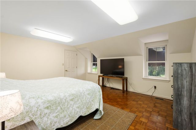 571 West McMurray, North Strabane, PA 15317