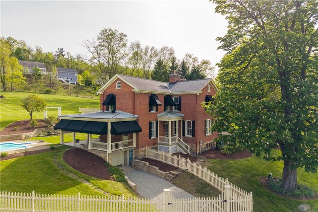 571 West McMurray, North Strabane, PA 15317