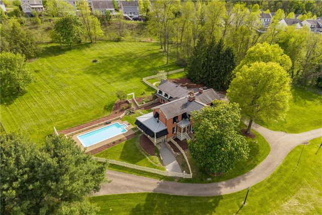 571 West McMurray, North Strabane, PA 15317