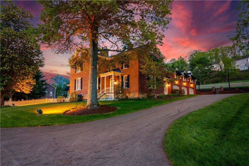 571 West McMurray, North Strabane, PA 15317