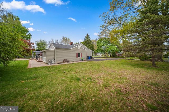 3119 MANOR RD, Huntingdon Valley, PA 19006