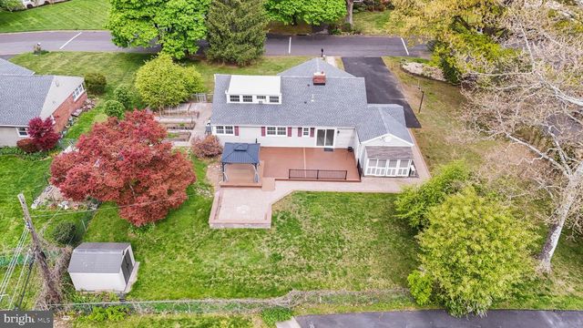 3119 MANOR RD, Huntingdon Valley, PA 19006