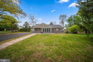 3119 MANOR RD, Huntingdon Valley, PA 19006