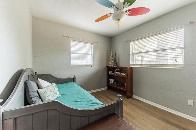 418 LEBEAU STREET, Clearwater, FL 33755