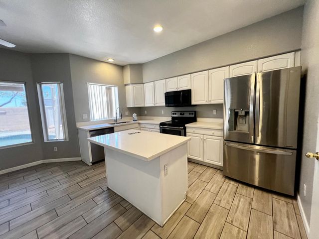 1631 N Garrett Drive, Chandler, AZ 85225
