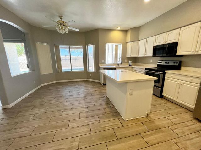 1631 N Garrett Drive, Chandler, AZ 85225