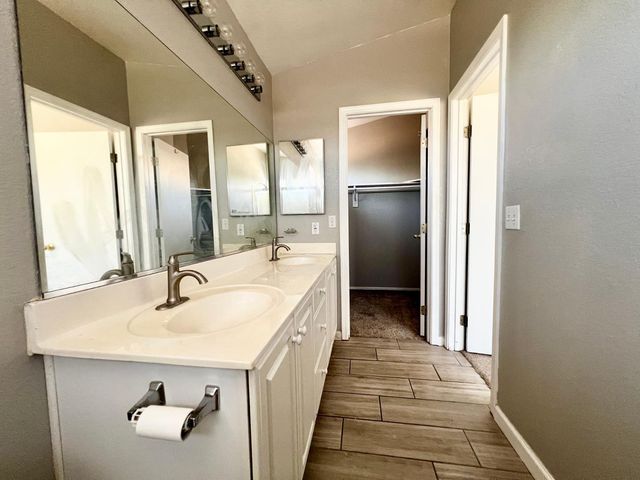 1631 N Garrett Drive, Chandler, AZ 85225