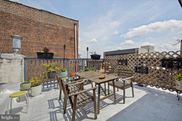 1327 SNYDER AVE, Philadelphia, PA 19148