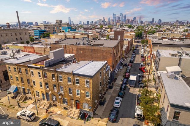 1327 SNYDER AVE, Philadelphia, PA 19148