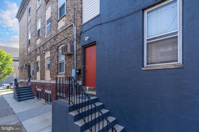 1327 SNYDER AVE, Philadelphia, PA 19148