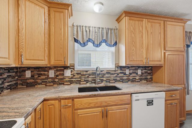 5537 Mossy Creek Drive, Dublin, OH 43016
