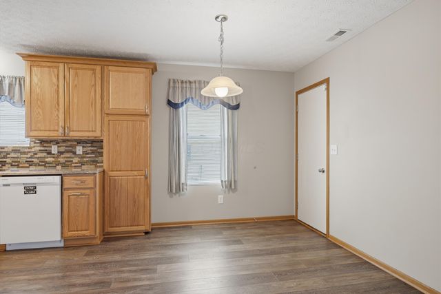 5537 Mossy Creek Drive, Dublin, OH 43016