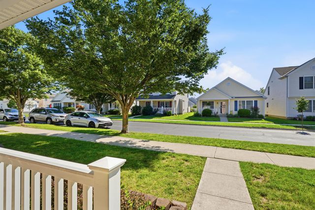 5537 Mossy Creek Drive, Dublin, OH 43016