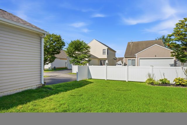 5537 Mossy Creek Drive, Dublin, OH 43016