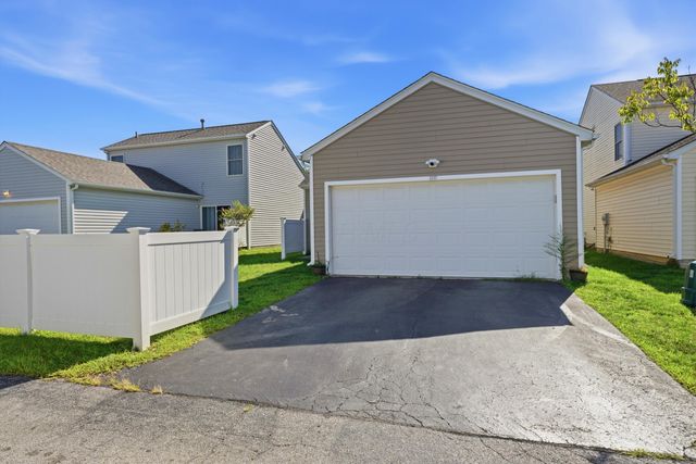 5537 Mossy Creek Drive, Dublin, OH 43016