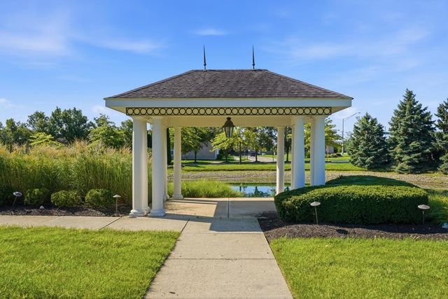 5537 Mossy Creek Drive, Dublin, OH 43016