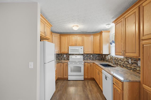 5537 Mossy Creek Drive, Dublin, OH 43016