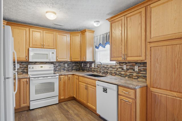 5537 Mossy Creek Drive, Dublin, OH 43016