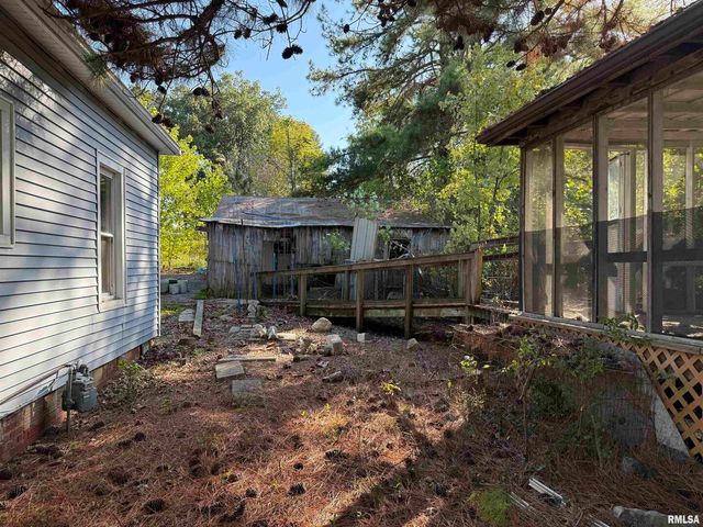 967 N Bunker Street, Equality, IL 62934