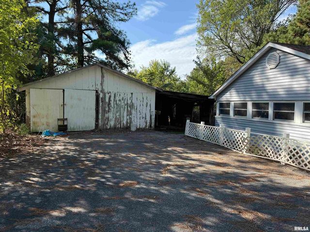 967 N Bunker Street, Equality, IL 62934