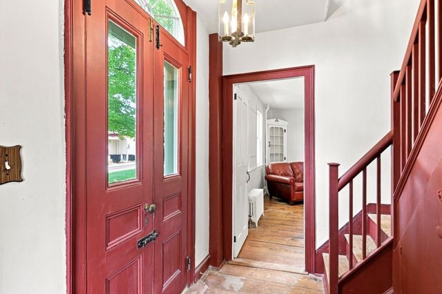 180 Glendale Rd, Hampden, MA 01036