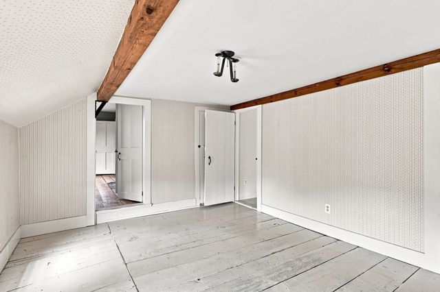 180 Glendale Rd, Hampden, MA 01036