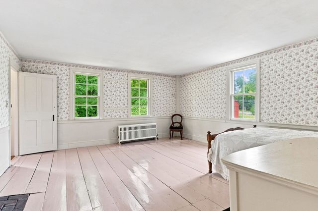 180 Glendale Rd, Hampden, MA 01036