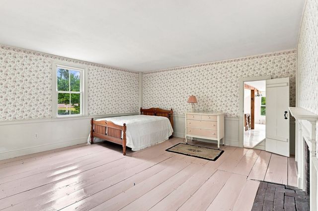 180 Glendale Rd, Hampden, MA 01036