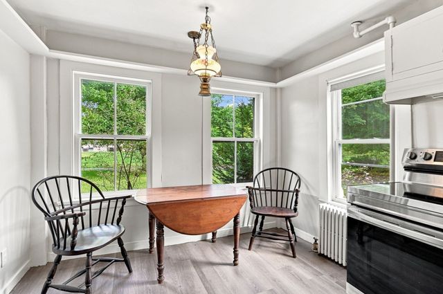 180 Glendale Rd, Hampden, MA 01036