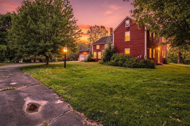 180 Glendale Rd, Hampden, MA 01036