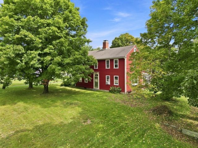 180 Glendale Rd, Hampden, MA 01036