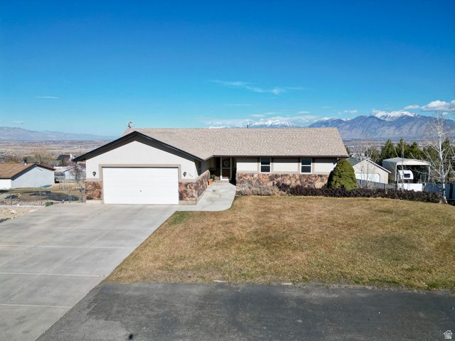 569 E PARK DR, Elk Ridge, UT 84651