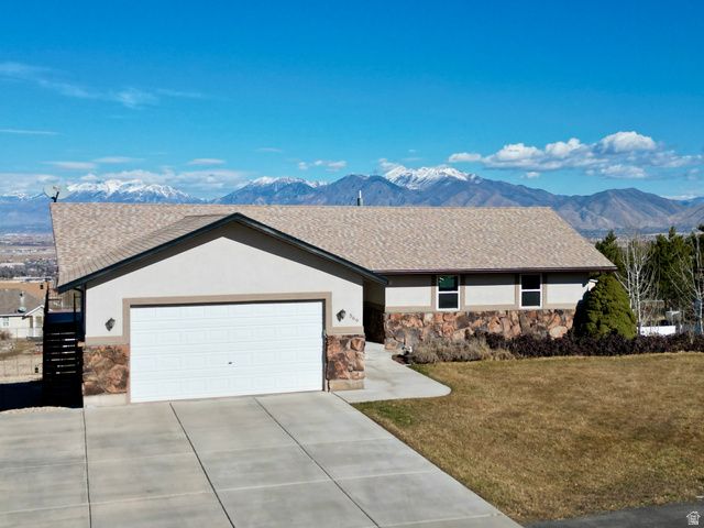 569 E PARK DR, Elk Ridge, UT 84651