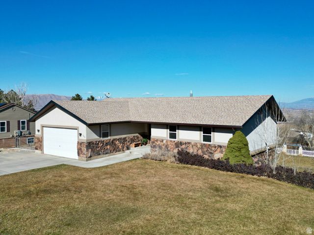 569 E PARK DR, Elk Ridge, UT 84651